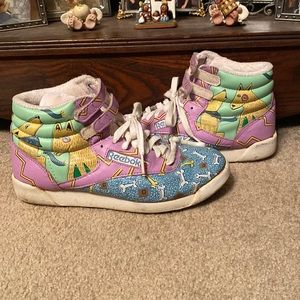 Vintage Reebok Dog Pattern